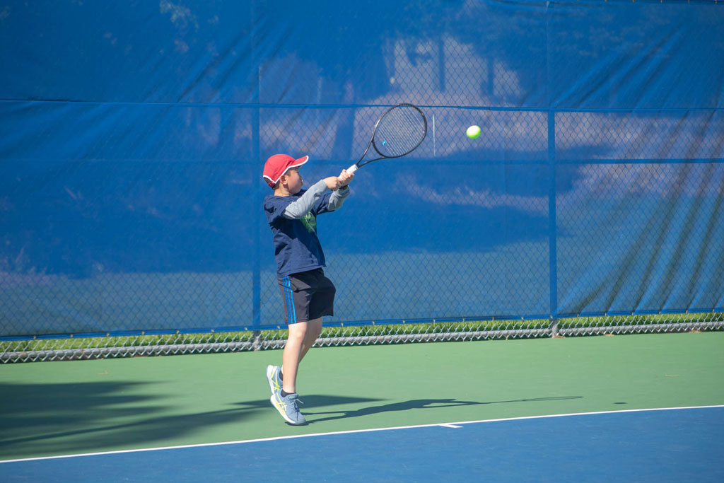 Ready to up your game? Discover the secrets to mastering tennis basics in “Court Craft: Mastering the Basics of Tennis Play”!